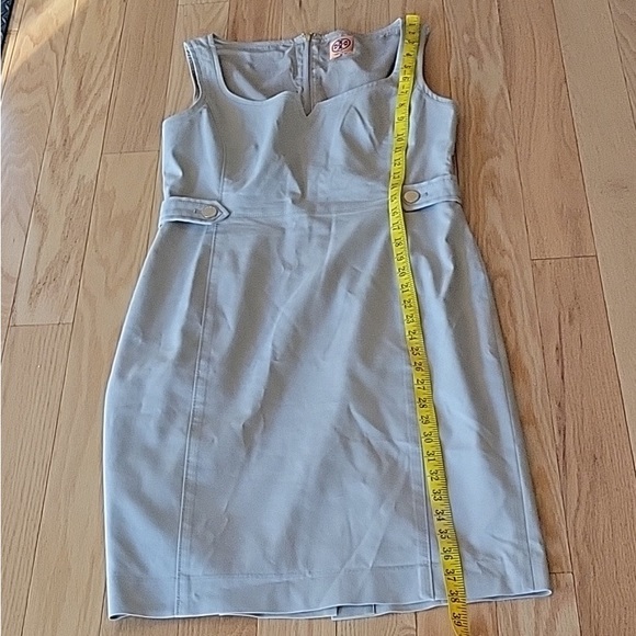 Tory Burch Taylor Dress - Picture 3 of 7